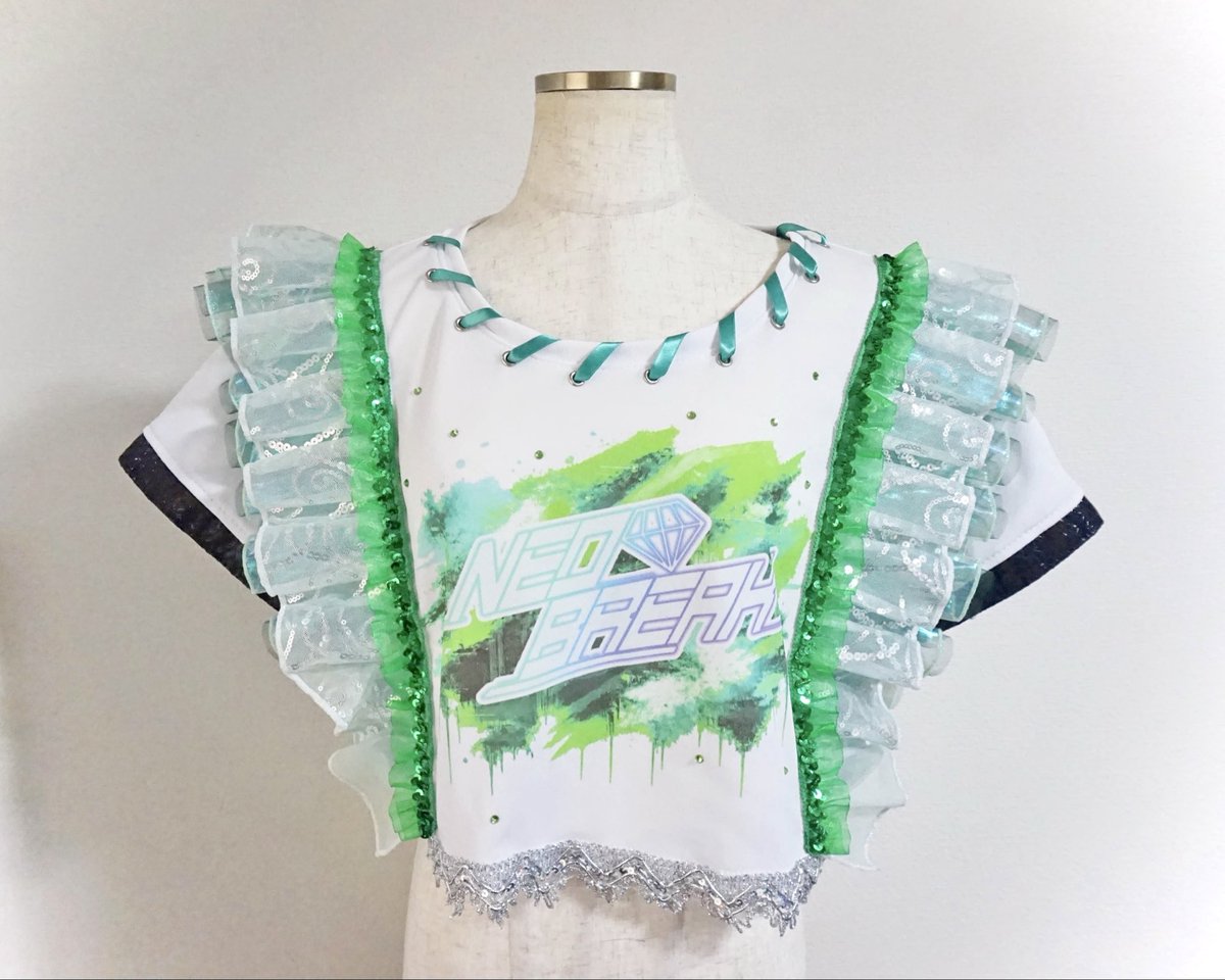 c_chaplet's tweet photo. 遅ればせながら、NEO BREAK様(@NEOBREAK_info )のTシャツをリメイク制作させて頂きました。

ネオブレちゃん夏T 2026ver.です☀️👚

今年も制作させて頂きまして、ありがとうございました✨🙌

#NEOBREAK
#ネオブレ

*お写真お借りしました🙇‍♀️ https://t.co/cdtqcoelvC