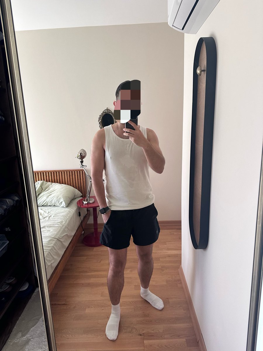 iminthebedd's tweet photo. günaydın 🙃 https://t.co/cnWnlSxHJl