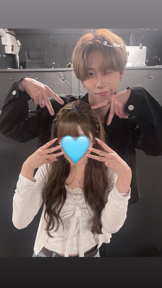 _sorakun_n's tweet photo. NEXT WORLD 1st. FAN MEETING

人生初の特典会が髙橋空良くん＞ꇴ＜🎀🌟

お気に入りの3枚🤳🏻💘
そらくんストーリーで顔の心配してたけどどう考えてもいらない心配すぎる❣️
どう撮ってもかっこいい天才❣️☆⩊☆

幸せをありがとうᴗ ⩊ ᴗ💕

#髙橋空良 #WESTKIDS #NEXTWORLD https://t.co/MN6XirFMKJ