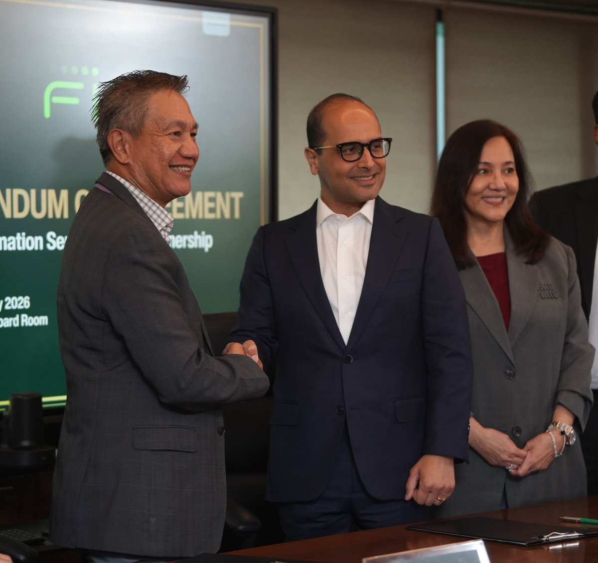 ashokgaur89's tweet photo. Leaders from FIS and Philippine Veterans Bank gathered to celebrate the start of a new partnership.

Through this collaboration, FIS will provide ATM Switch Solution services through our Retail Payments as a Service platform, helping advance secure, reliable banking. https://t.co/XR9csdLq0s