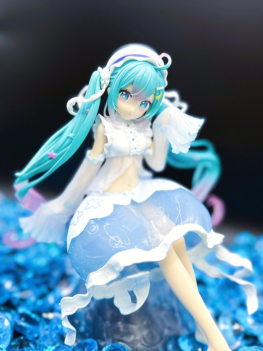 GiGO_Totsuka's tweet photo. 🌟景品入荷情報🌟

『初音ミク BANPRESTO EVOLVE Clearluxe -くらげ- フィギュア』が入荷いたしました❣ https://t.co/lxFWzAcmHN