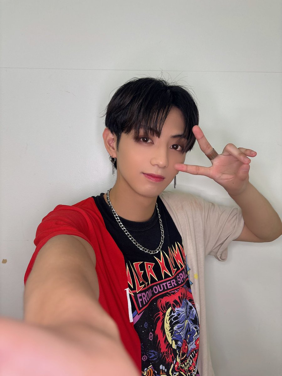 UNiFY0601's tweet photo. 2部のツーショット特典会の
3ポーズはこちら📸

🗓️17:00頃〜
📍エアポートウォーク名古屋

🔗https://t.co/n4ZwM6n1dY

#ゾッコンハラペーニョ #uu https://t.co/RCzCJ3f2iq