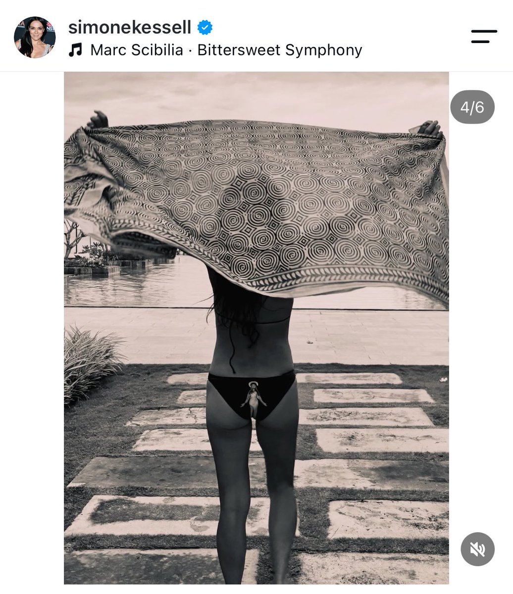 goodboynat69's tweet photo. is that… a picture of herself on her ass? https://t.co/Jmg7K448KK