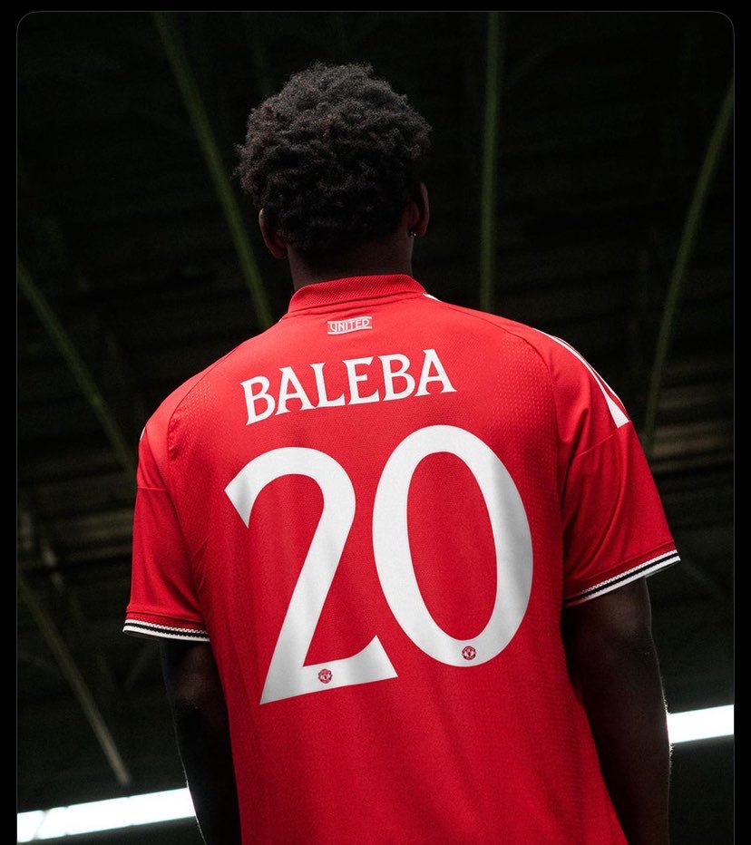 omahmaskedwife's tweet photo. Baleba hasn’t even properly kicked a ball for Manchester United yet and I’ve already included him in my starting XI for the next 5 years😭❤️ https://t.co/9w95DxOA7U