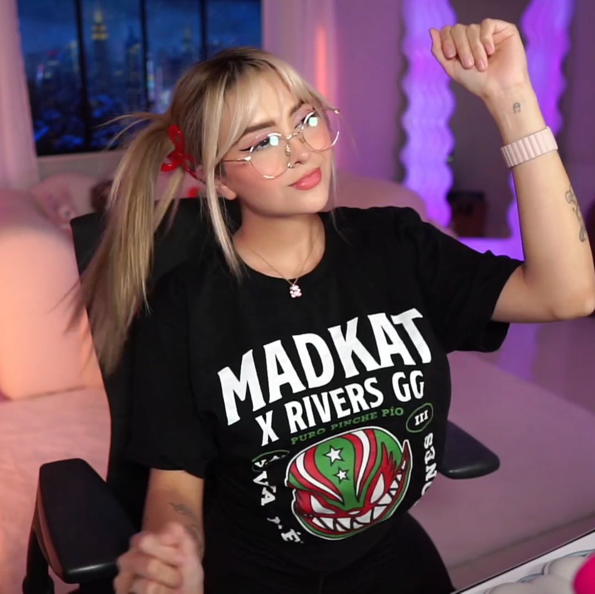 DELlCATEARI's tweet photo. La más hermosa de Twitch ya está en directo 💗 https://t.co/g4en6TuXVc