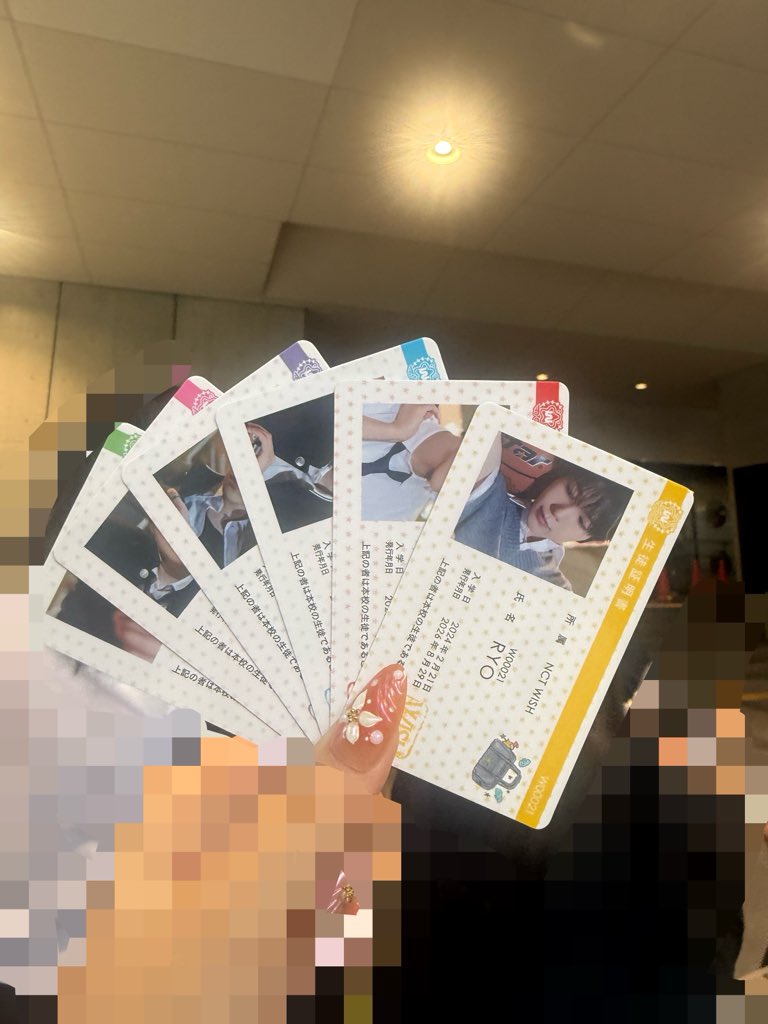 alphaz_0724's tweet photo. 初ウィシやばかったあのみんなイケメンやし背高いしぬ
これからお渡し会の人もいるだろうから一応センシティブにした！ https://t.co/cOQ9c99IvF