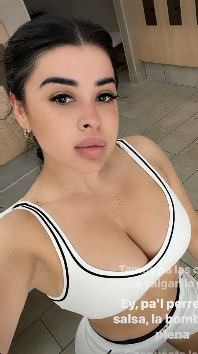 JhonJinlkm6's tweet photo. Follower submission of his mom #irl #mom #mommy #mommymilkers #family #exposed #expose #wankchat #goon #milf #pregnant #freak #creepshot #candid #goonfuel more in comments DMs open https://t.co/gx6OnN4O7T