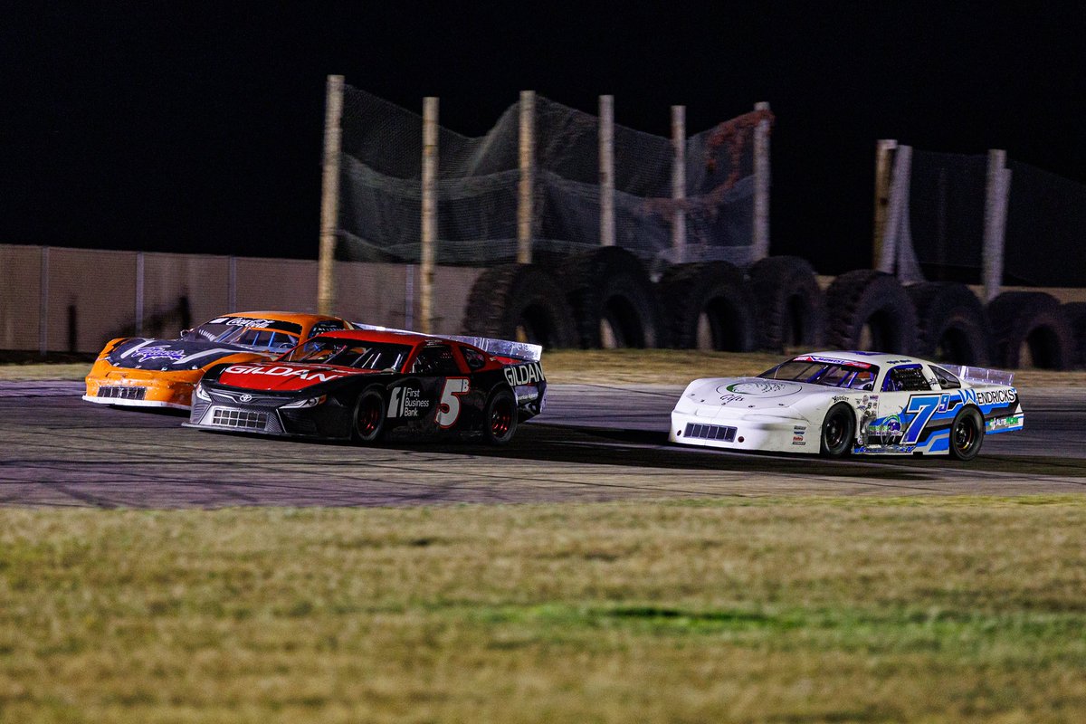 BealeRacingcom's tweet photo. Championship night results from Norway Speedway. John Beale started 12th and finished 2nd in the No. 5b. Dalton Zehr started 10th and finished 5th in the No. 119. https://t.co/rl1j7Csyby