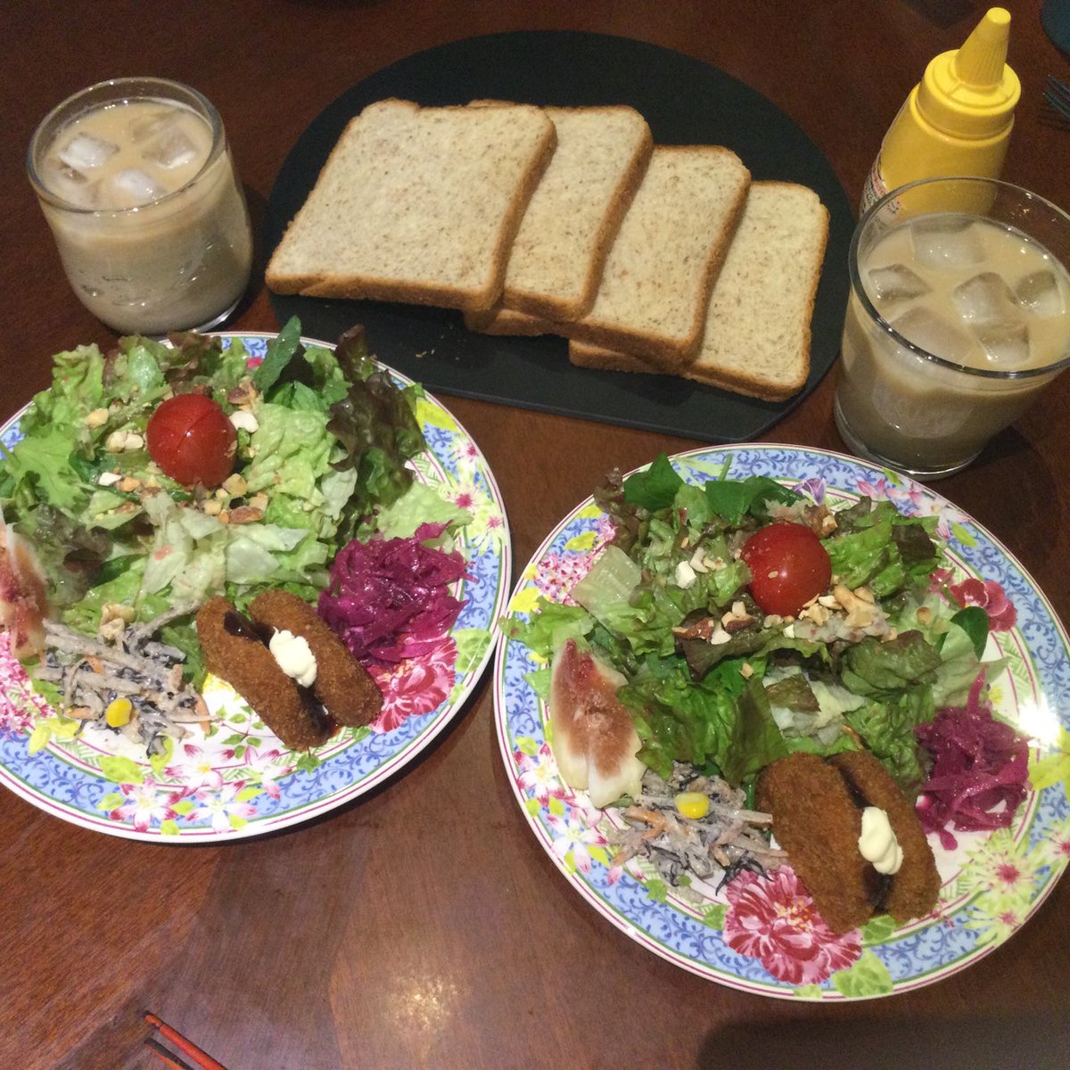 ritaguchi's tweet photo. 一期一膳の続きです。27日、左目の白内障を手術しました。
名医のおかげで痛みもなく、術後も安定しています。 https://t.co/tkIbGqrvPH
