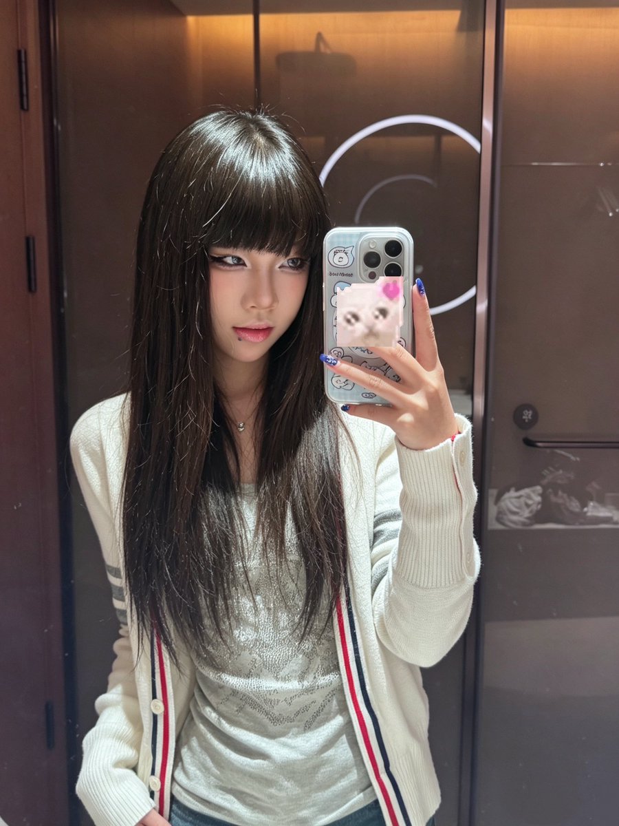 Zoeyp9nav's tweet photo. hi～ #les #拉拉 #wlw https://t.co/CLzq24uhJW