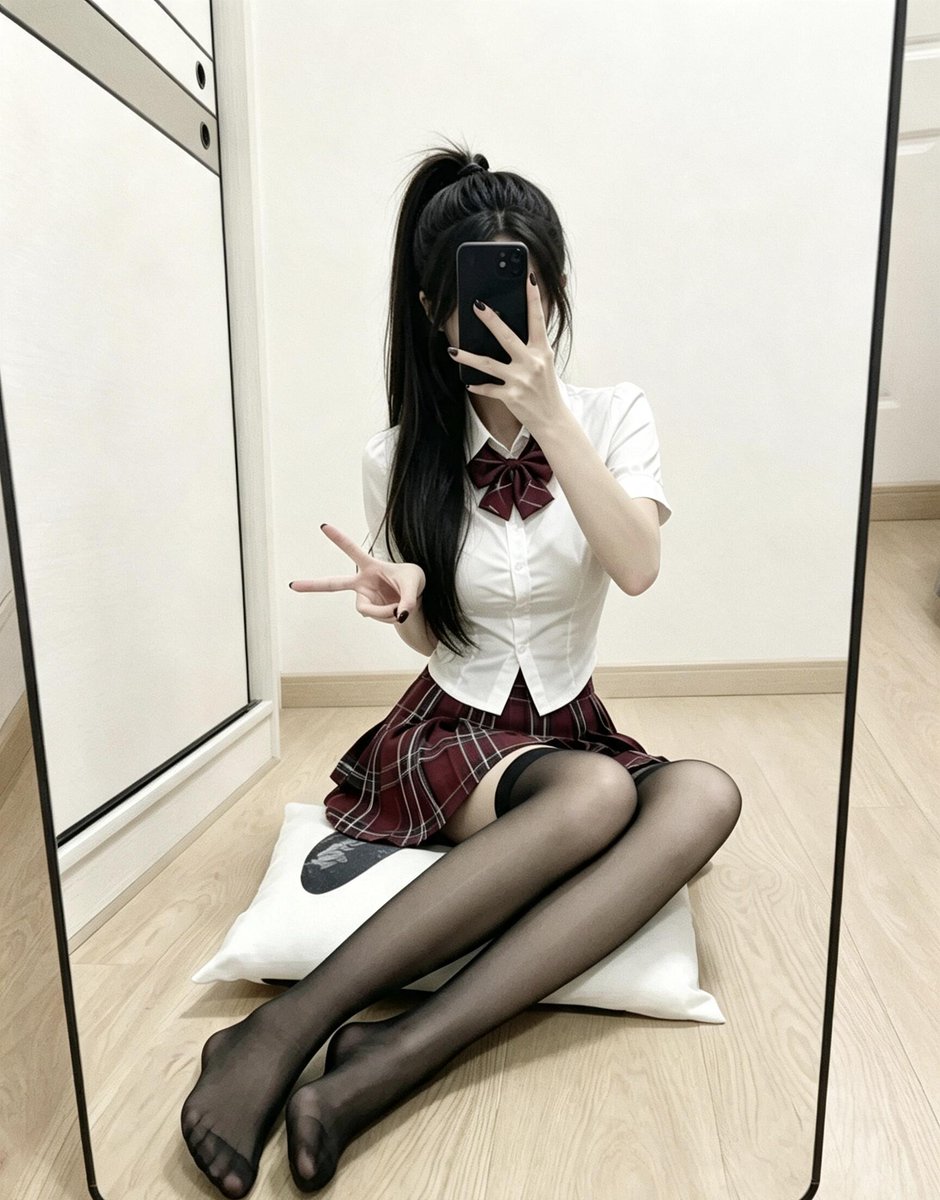 valsam112369's tweet photo. 刚玩有男生愿意加v的嘛？？？ https://t.co/V87234LEsw
