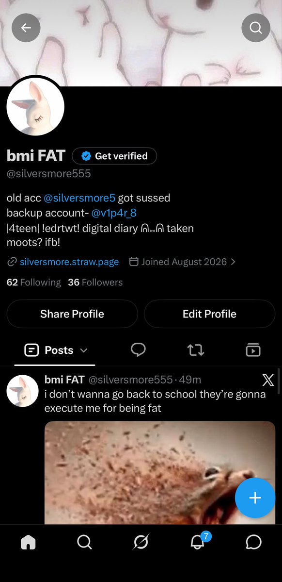 silversmore555's tweet photo. profile/lockscreen/last listened song/pinterest !! https://t.co/lI7sIAEYs0