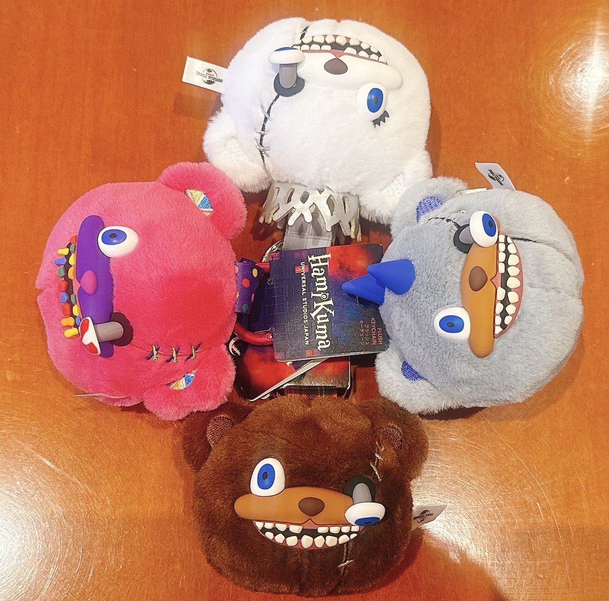 kokushitsu's tweet photo. ハミクマグッズどれも潤沢でありがたい🙏✨でも欲しいもの全部カゴに入れてったら軽く6万超えた🤣
しかもweb限定のも購入したら10万超える🤣
このリュックのクタクタ感めちゃくちゃ可愛い💕ブレスレットトプラッシュキーチェーンとバッグはめっちゃ欲しかったし買えてよかったぁ💖 https://t.co/ViiIPhf1nG