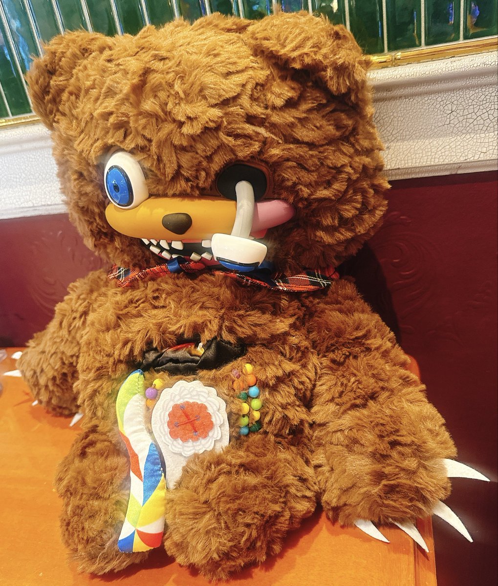 kokushitsu's tweet photo. ハミクマグッズどれも潤沢でありがたい🙏✨でも欲しいもの全部カゴに入れてったら軽く6万超えた🤣
しかもweb限定のも購入したら10万超える🤣
このリュックのクタクタ感めちゃくちゃ可愛い💕ブレスレットトプラッシュキーチェーンとバッグはめっちゃ欲しかったし買えてよかったぁ💖 https://t.co/ViiIPhf1nG