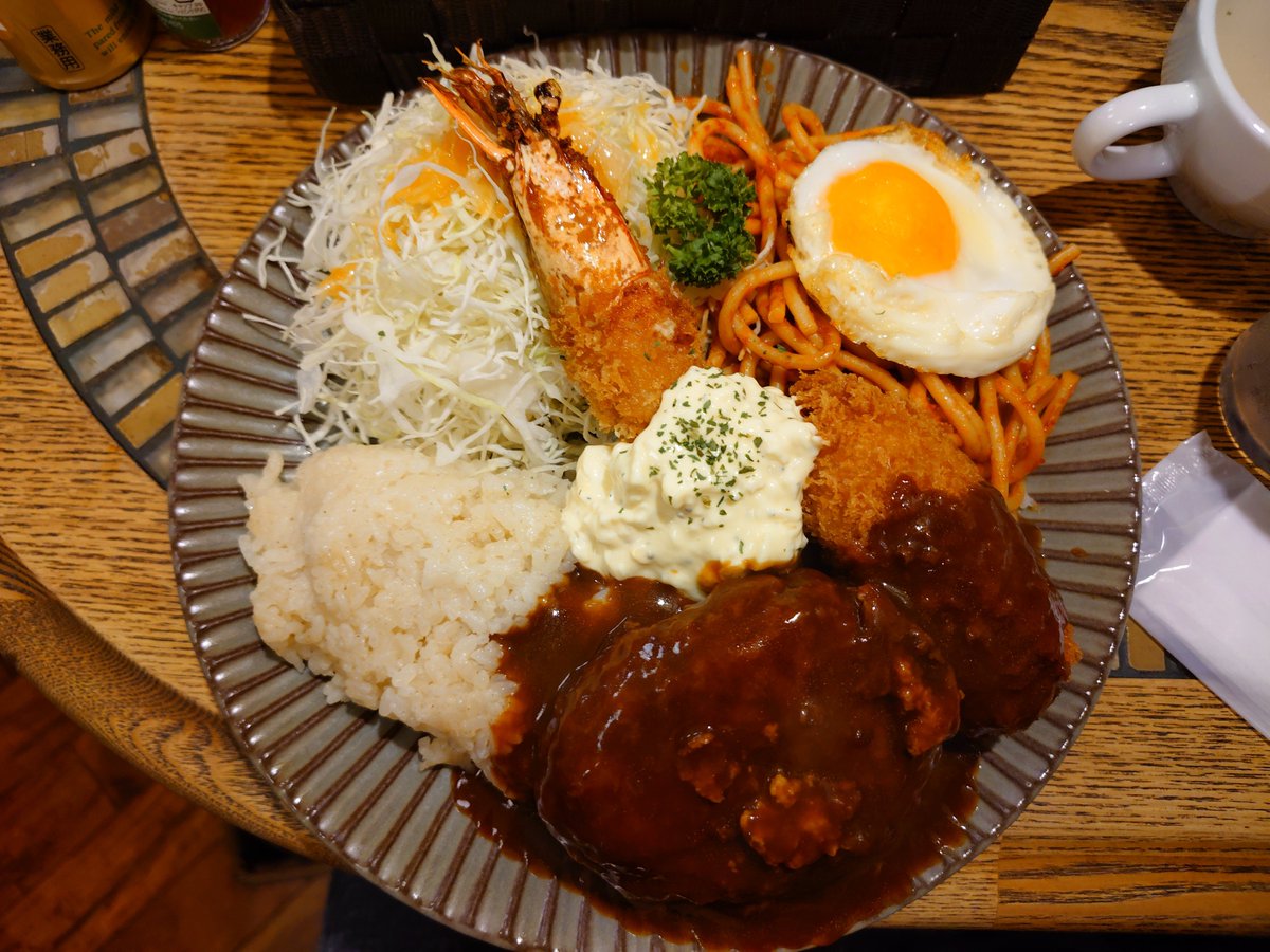 medamarimo's tweet photo. 今日のランチ…👨‍🍳

#グリル異人館　#トルコライス https://t.co/6bxaGGGWxC