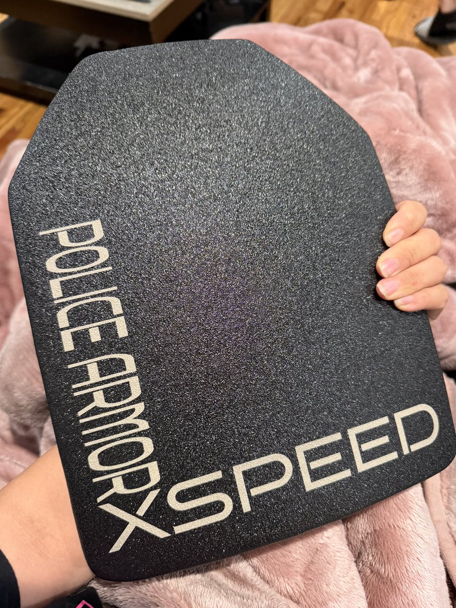 LillianneMoo's tweet photo. XSPEED IIIA+届いたー!
軽すぎてびっくり🫢
今週レンジで撃ってみる🫶🏻
#XSPEED IIIA+ https://t.co/3g9cx11pr9