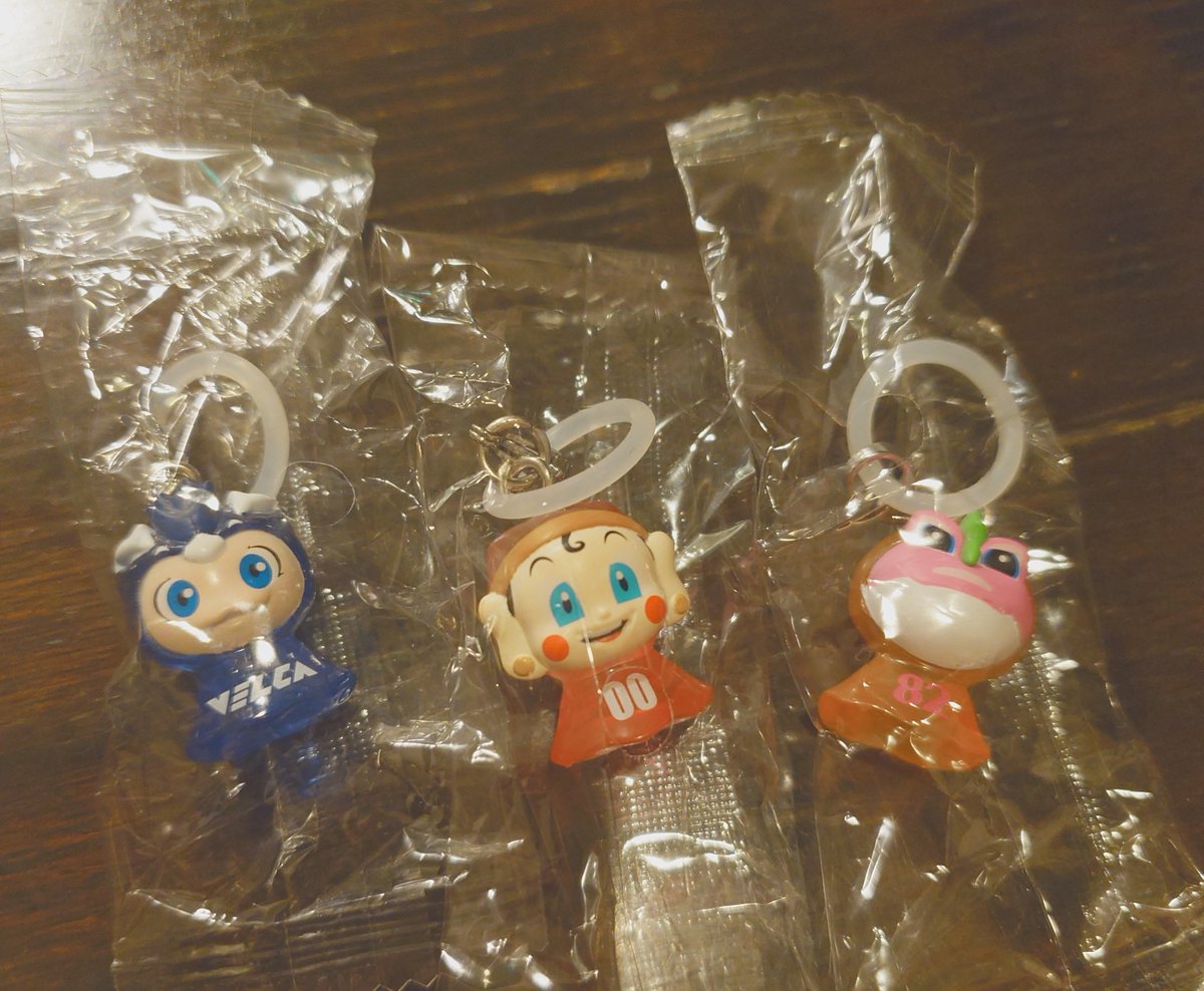 rt_1973's tweet photo. シャレオの地下のガチャガチャ屋さんにあったぜ、Bリーグめじるし
🐸ウレシー https://t.co/eZc16z9lYF