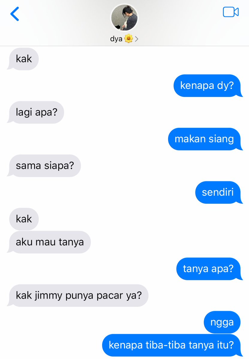 lizxsie's tweet photo. suami yang ini ga seru diajak gosip 🙂 https://t.co/gpmafkWMCG