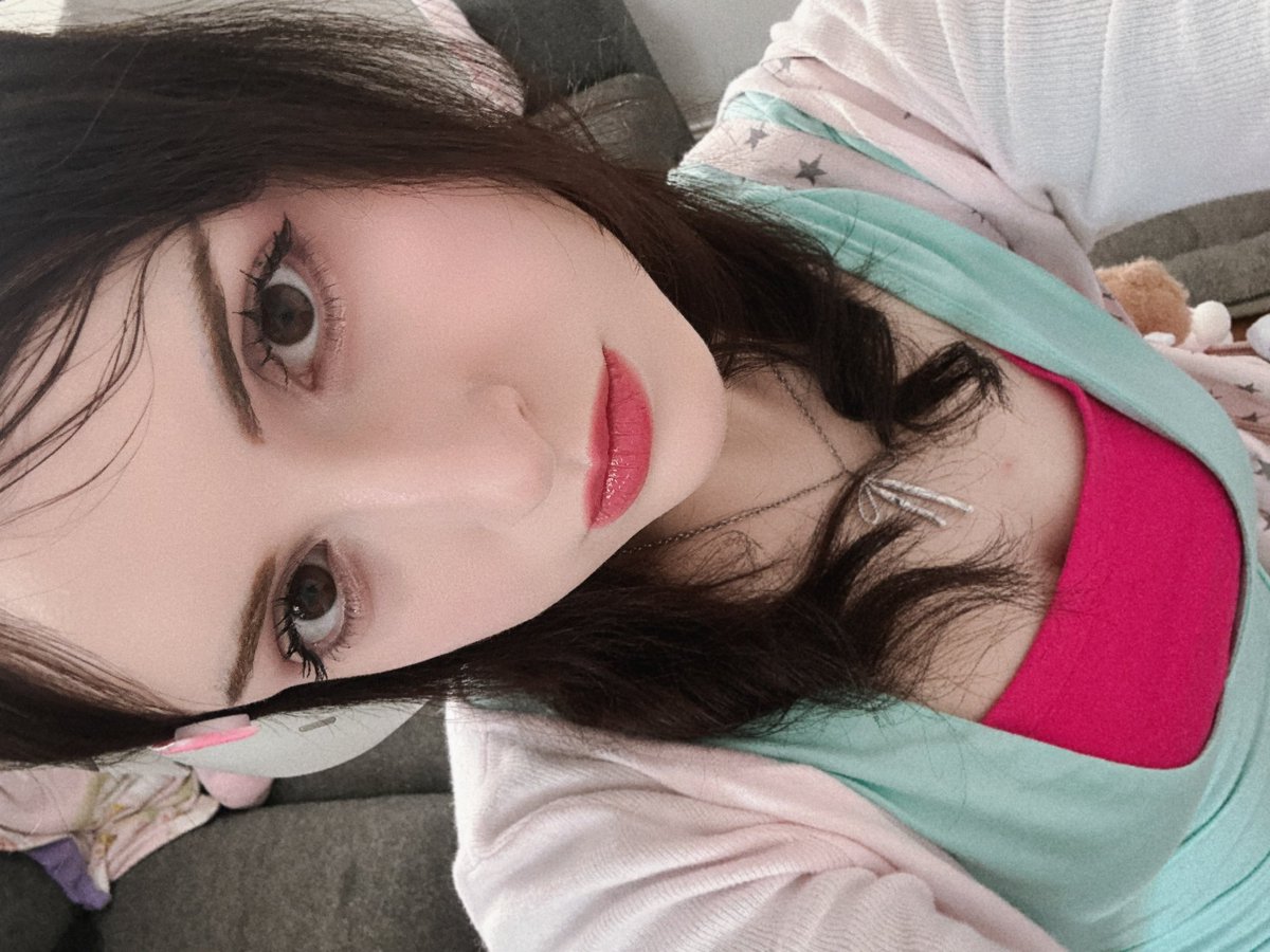 TheGemCosplay's tweet photo. Existence check! :3 https://t.co/E16EbaoOEa