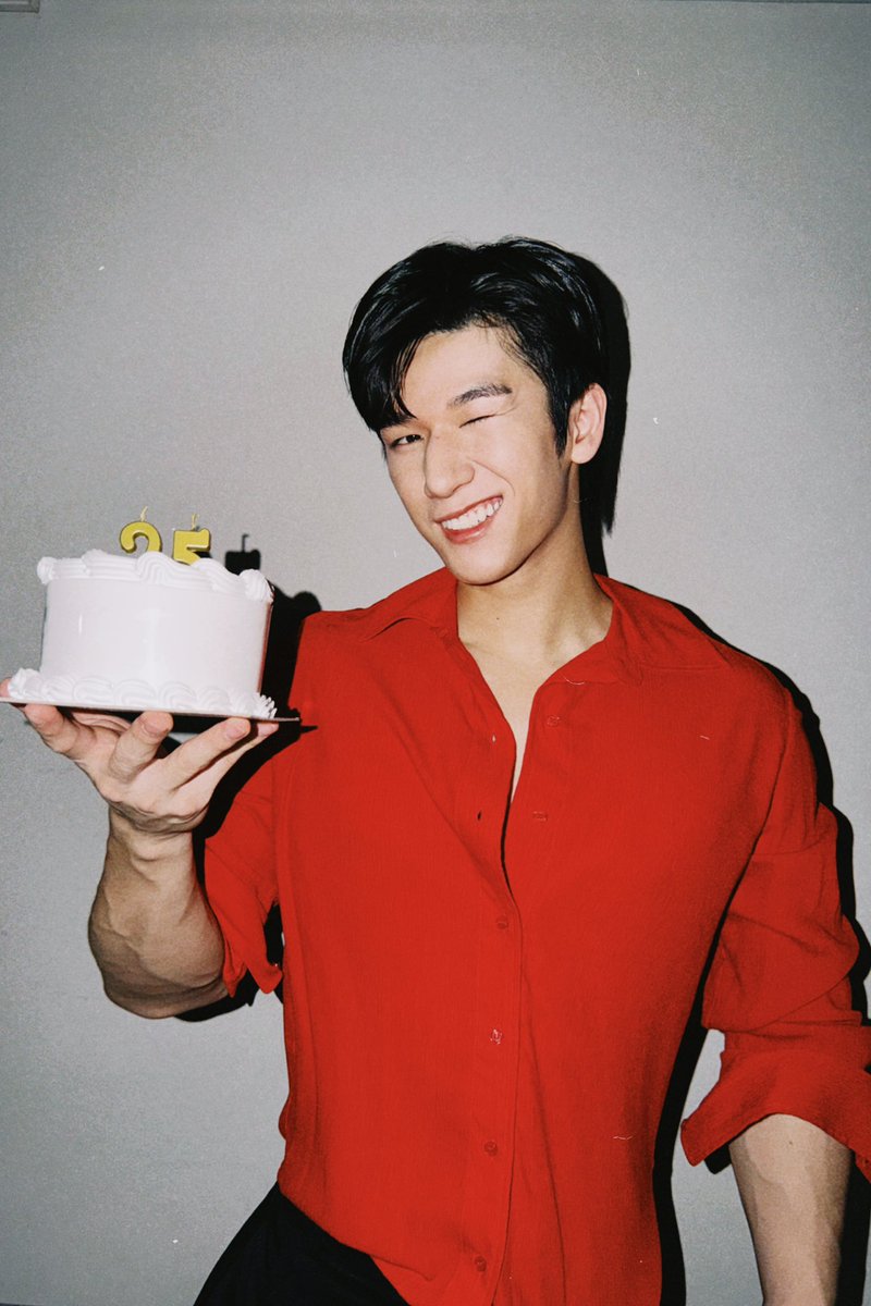 mos_psl's tweet photo. 25 ละแม่🎂🫠   #moslhong https://t.co/c5lgM3rxHT