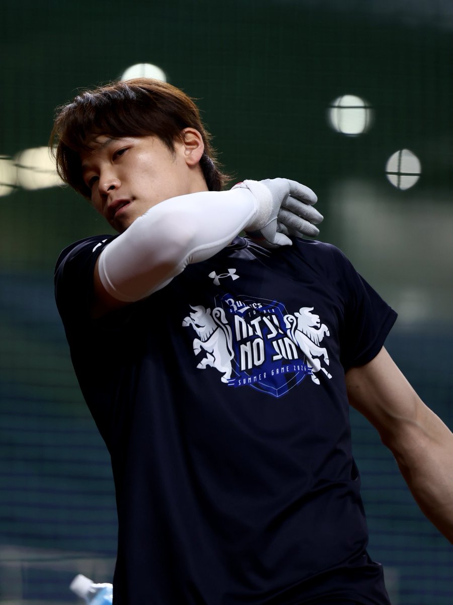 orifullc2's tweet photo. 【オリックス-ソフトバンク】2026.8.29

試合前練習 中川圭太選手/宗佑磨選手

#Bs2026 #中川圭太 #宗佑磨 #むてっぺき https://t.co/H9JU0oBrBe