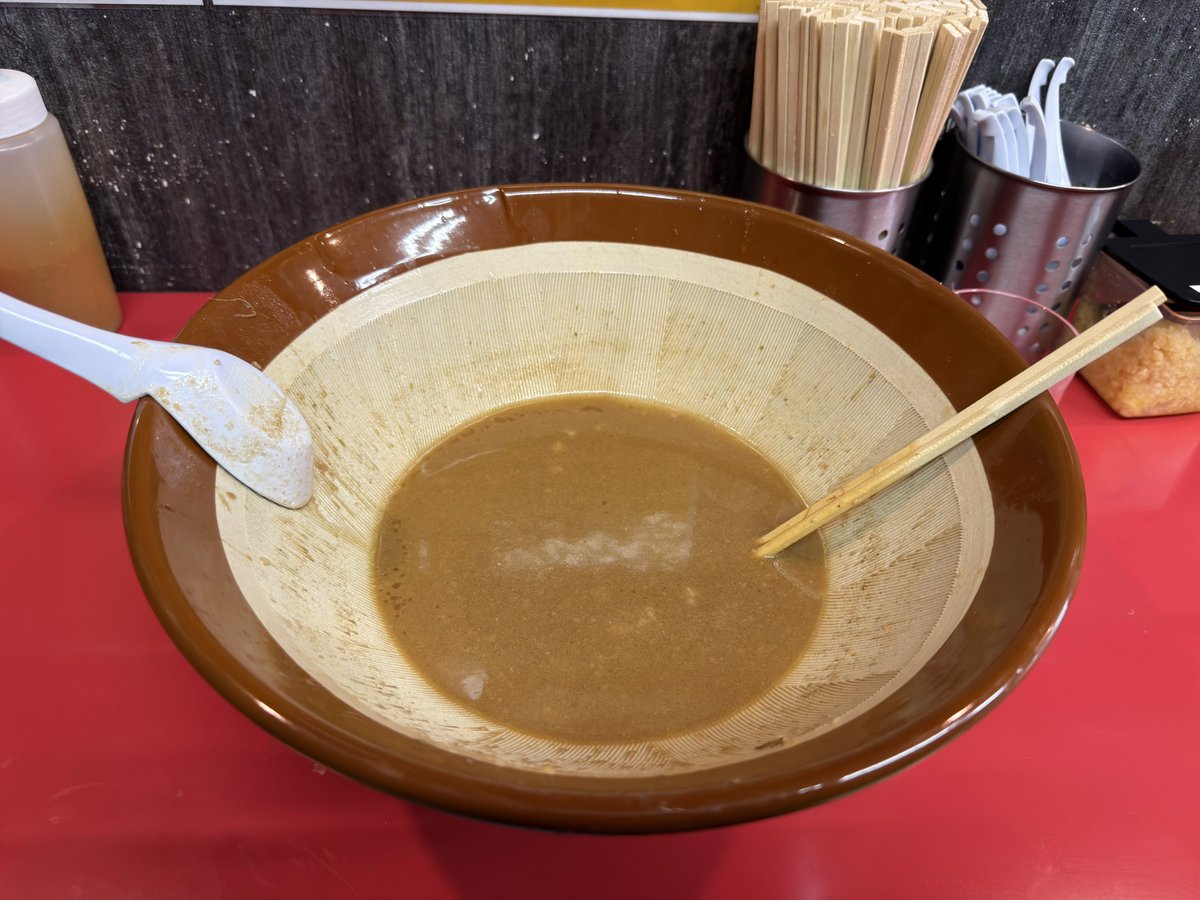 EDL_Incredible's tweet photo. 麺屋澤
・ラーメン大（限定麺）
野菜少なめアブラ増し
麺増し900g

ご馳走様でした https://t.co/fngKGzEn6P