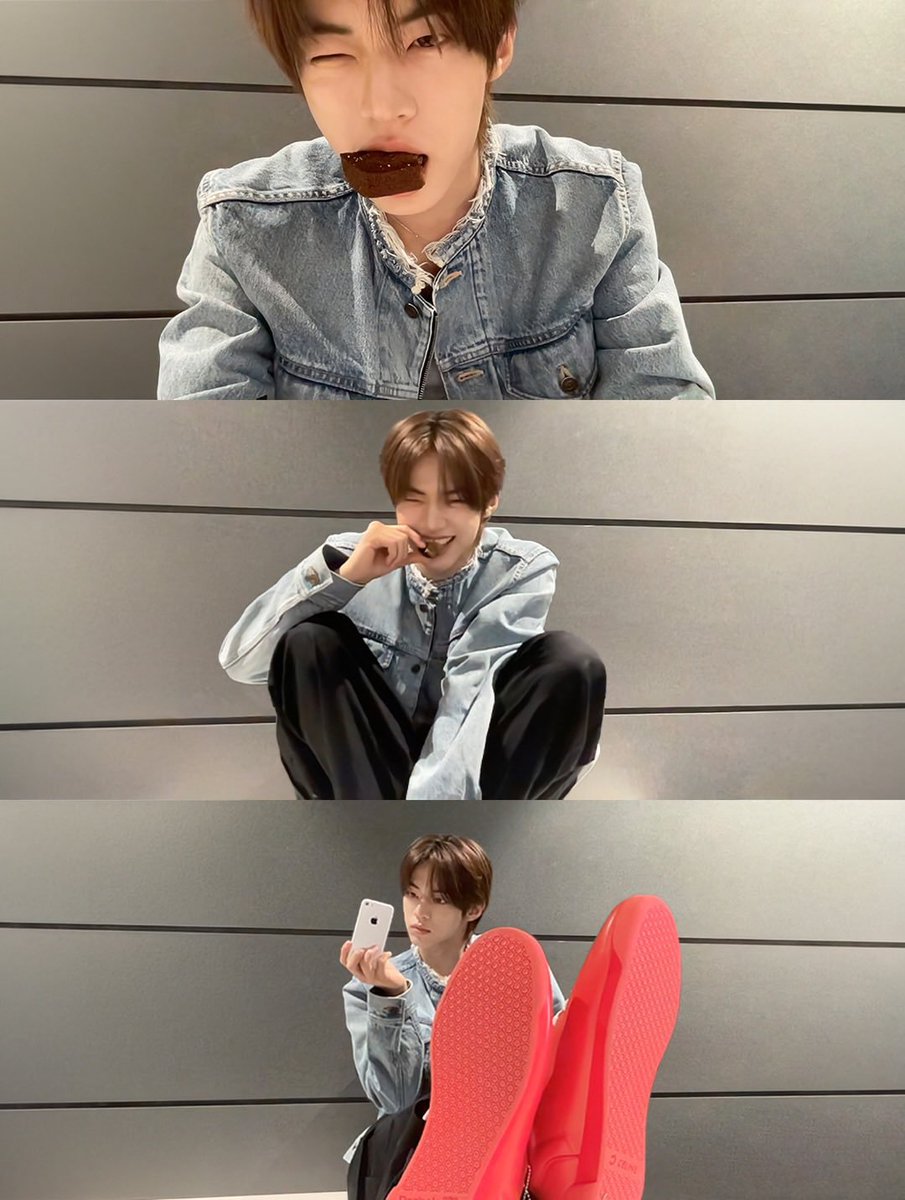 ku9uxree's tweet photo. 여기잇는사진더줘 https://t.co/xMlPUR6zk4