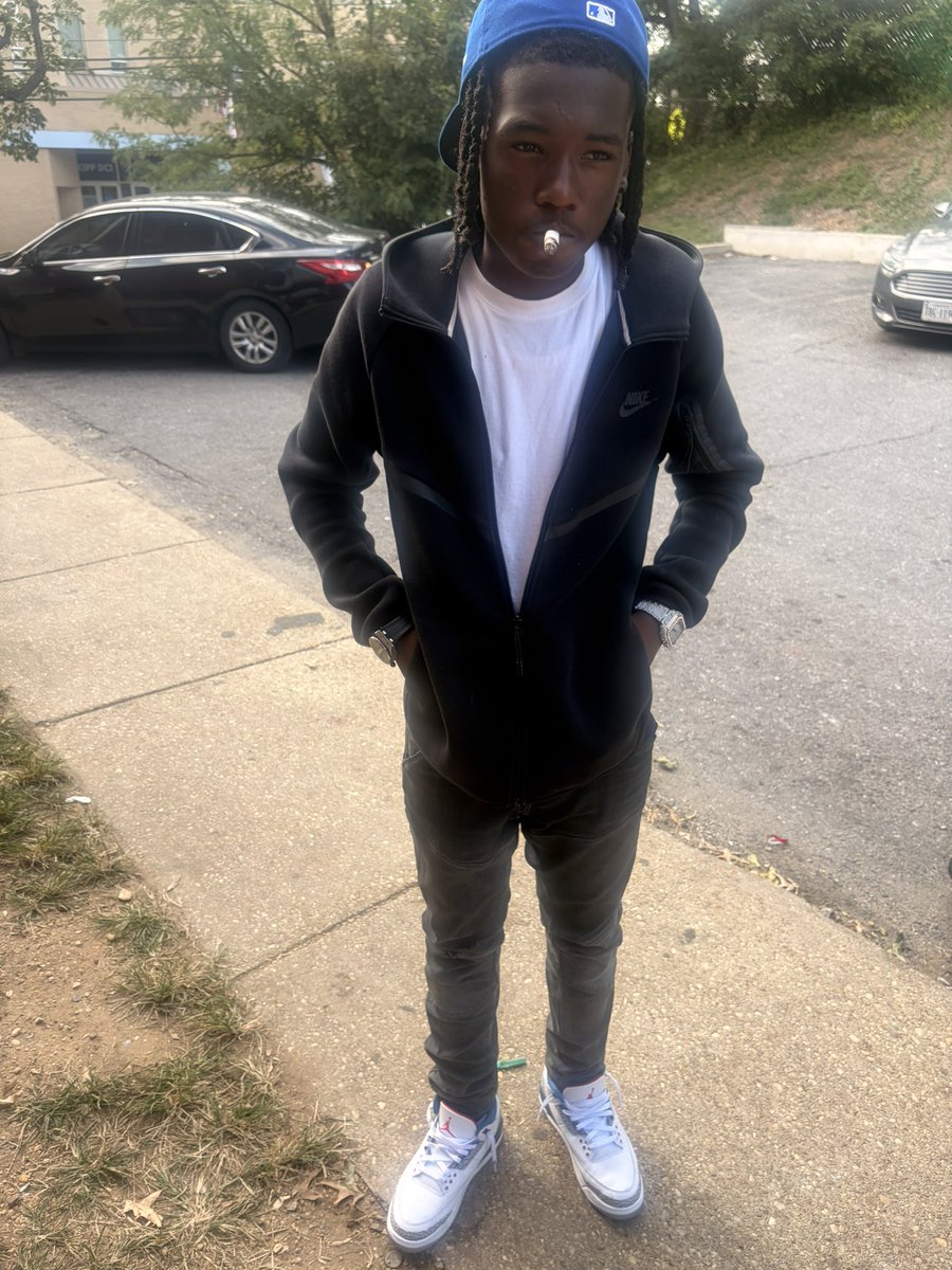 EndzLord999's tweet photo. I Love My Bruddas To Death We Cant Fall Out We Aint Have No Money‼️ https://t.co/NWmqnE6vgK