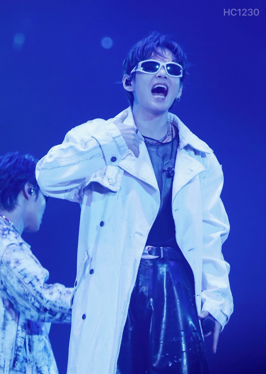 HC1230v's tweet photo. 260827 CHICAGO Day1
#TAEHYUNG #BTSV #BTS_WORLDTOUR_ARİRANG_CHICAGO https://t.co/RqbrfoeGkJ