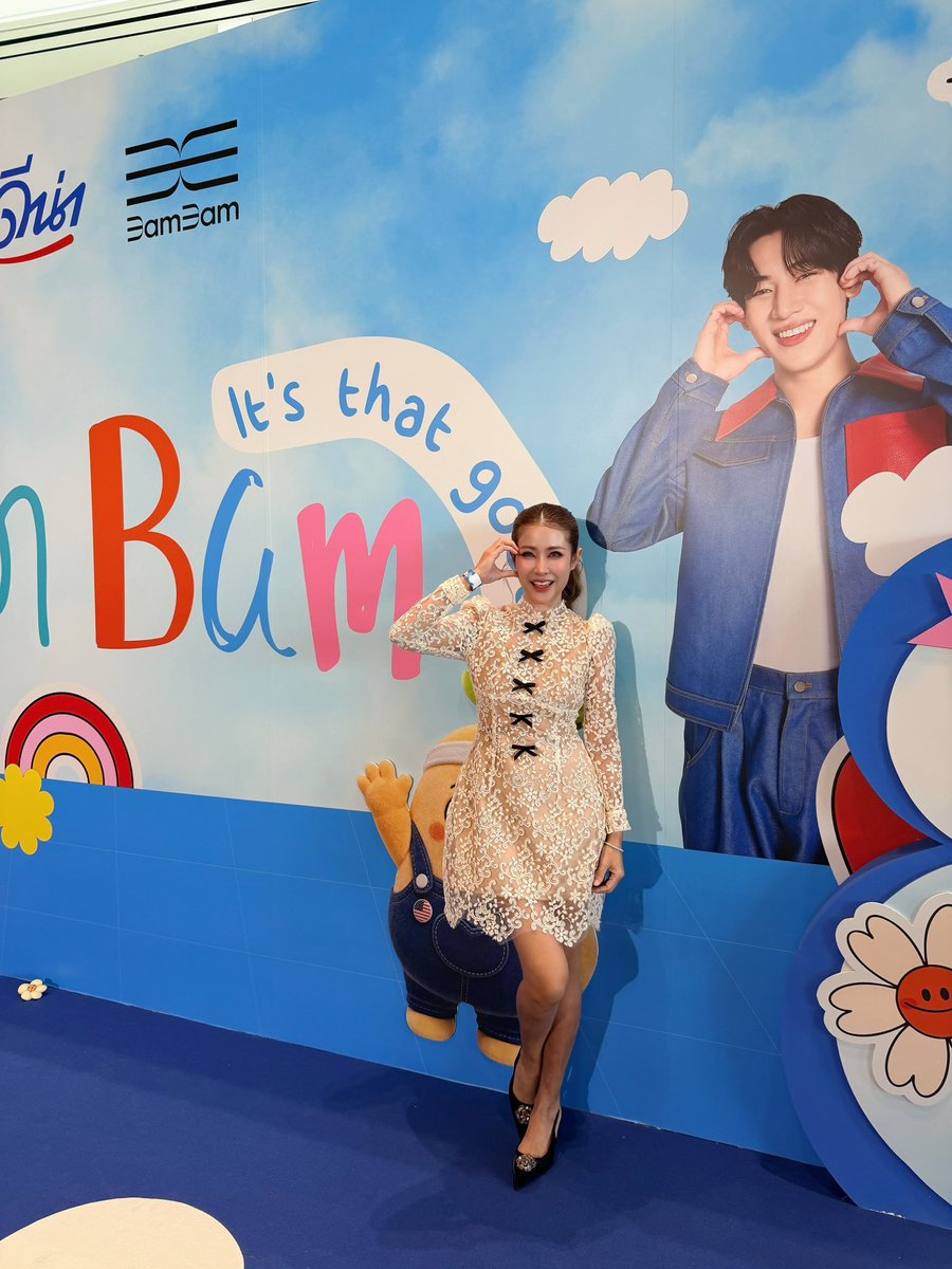 nooknickKimChoi's tweet photo. เชคอิน  แห้วเบเนไม่ได้เลย5555 ได้hi bey ก็เริดล่ะ
ชอบดีน่าจัดงานใหญ่ กิจกรรมเยอะมาก

#ItsThatGoodMomentWithBamBam
#DNAxBamBam #bambam https://t.co/4Dd4WLBVmZ