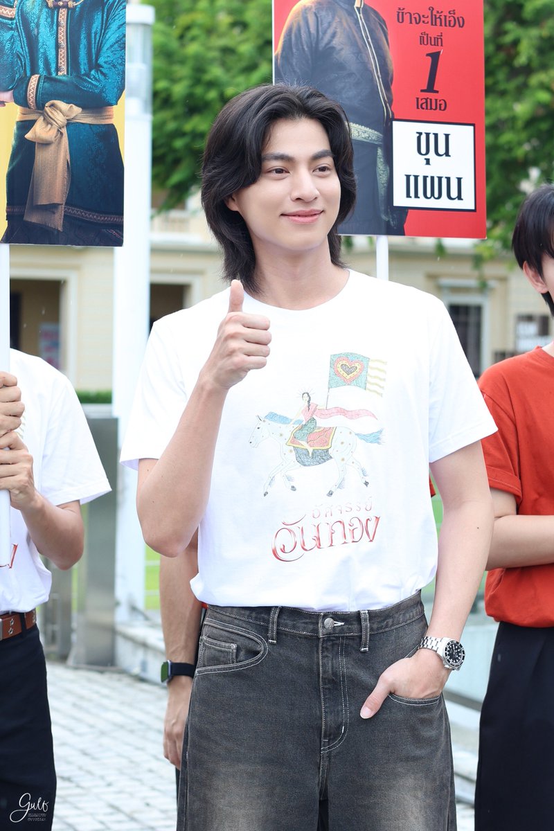 Gulfkanawutofc's tweet photo. ไม่มีความนัยใดๆนะคะ​ มีแต่ความหล่อ☺️

TEAM KHUN CHANG
#กลัฟxขุนช้างสะท้านกรุง
#GulfKanawut
#อัศจรรย์วันทอง https://t.co/TAjLubGZbn