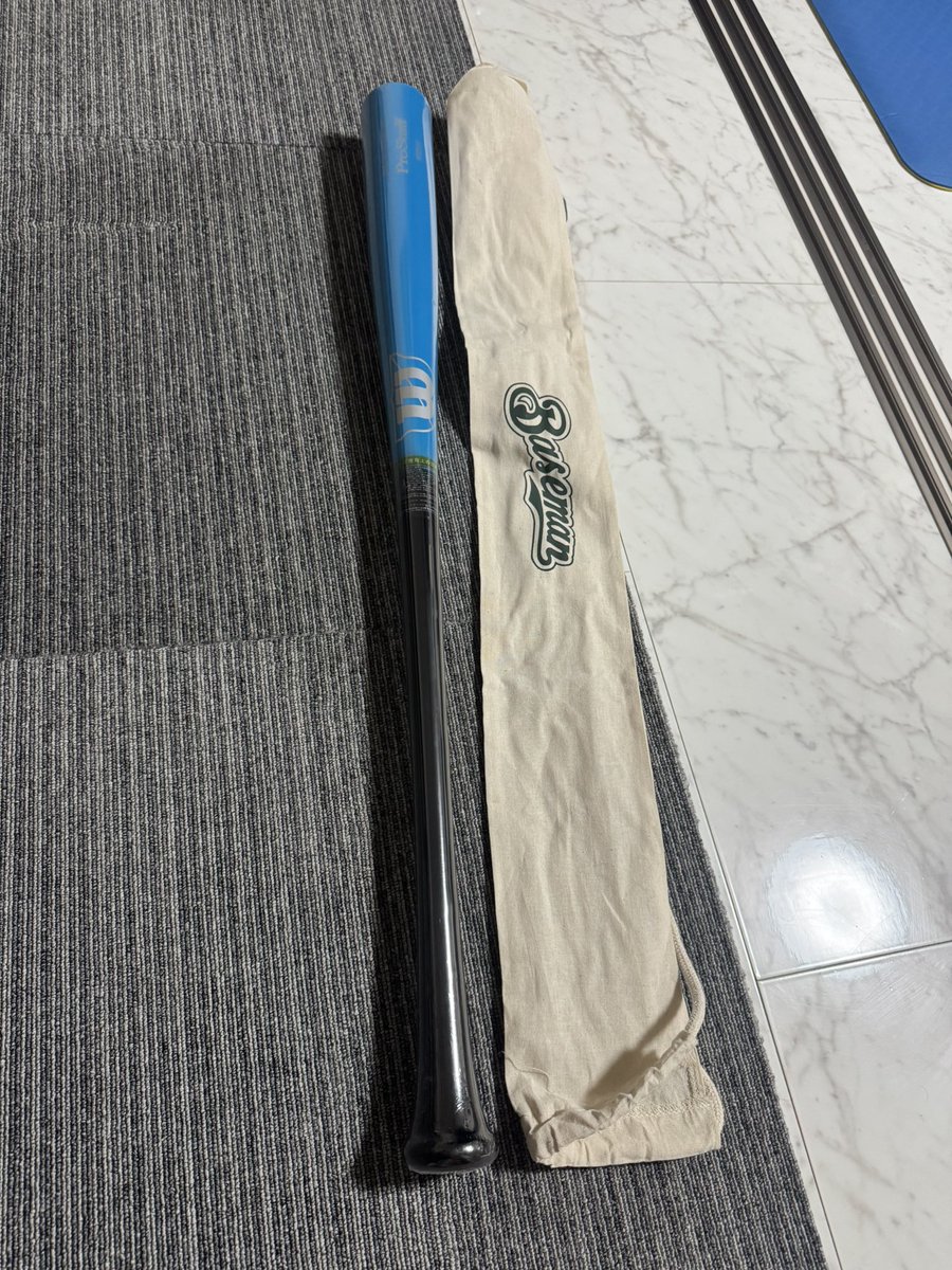yoooshi_3's tweet photo. 🆕バット到着✨

ウィルソン　プロスタッフ
84cm 780g トップバランス
軟式木製

使うのが楽しみ😊 https://t.co/V2OYjljSN7