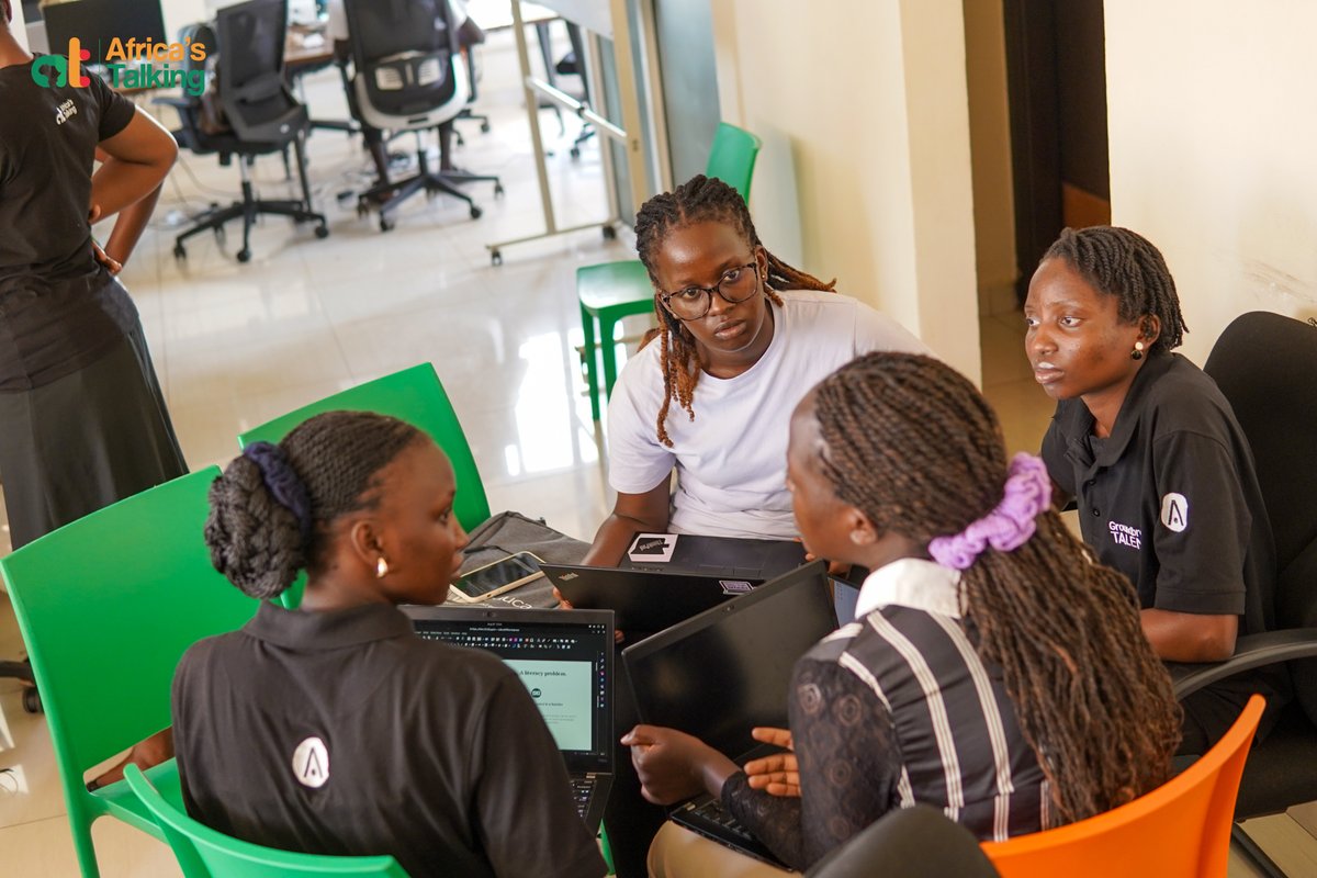 vivian_athens's tweet photo. First things first: understand the challenge, find your team and start thinking BIG. 🧠💡
Today’s mission: use technology to tackle legal and policy advocacy challenges.
#BuildWithAT #WeLoveNerds @ATCommunityKla @slugada @ATWomenInTech https://t.co/hA9w2V01u8
