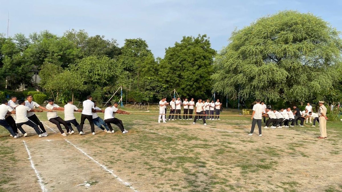 Crpf89bn's tweet photo. On the occasion of “National Sports Day 2026”, Sports activities conducted at 89 Bn CRPF, Bawana, New Delhi to commemorate the Birth Anniversary of “Indian Hockey legend Major Dhyan Chand”
#KhelegaBharatJeetegaBharat 
#fitindia https://t.co/p4fMG1Jbut
