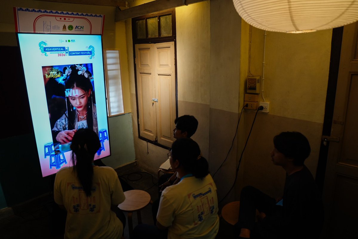 AVCFofficial's tweet photo. 🌏📱 โลกคอนเทนต์แนวตั้งจะสมบูรณ์แบบไม่ได้เลย ถ้าขาดคอนเทนต์ดี ๆ จาก Klick Shot 
✨ ขอขอบคุณผลงานคุณภาพ ที่นำมาสะกดสายตาผู้ชมใจกลางถนนทรงวาด
เติมเต็มโลกเทศกาลคอนเทนต์แนวตั้งในครั้งนี้ 💥📱

✨รับชมได้ทาง https://t.co/X5INX5vfAf

#AVCF 
#กระทรวงวัฒนธรรม
#กรมส่งเสริมวัฒนธรรม https://t.co/AdskuoVTVx