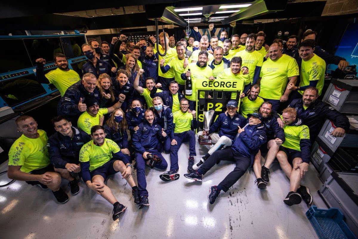 russellius's tweet photo. 5 years ago today George has scored his first podium in F1 💙🩵🏆 https://t.co/JGu943Eb0t