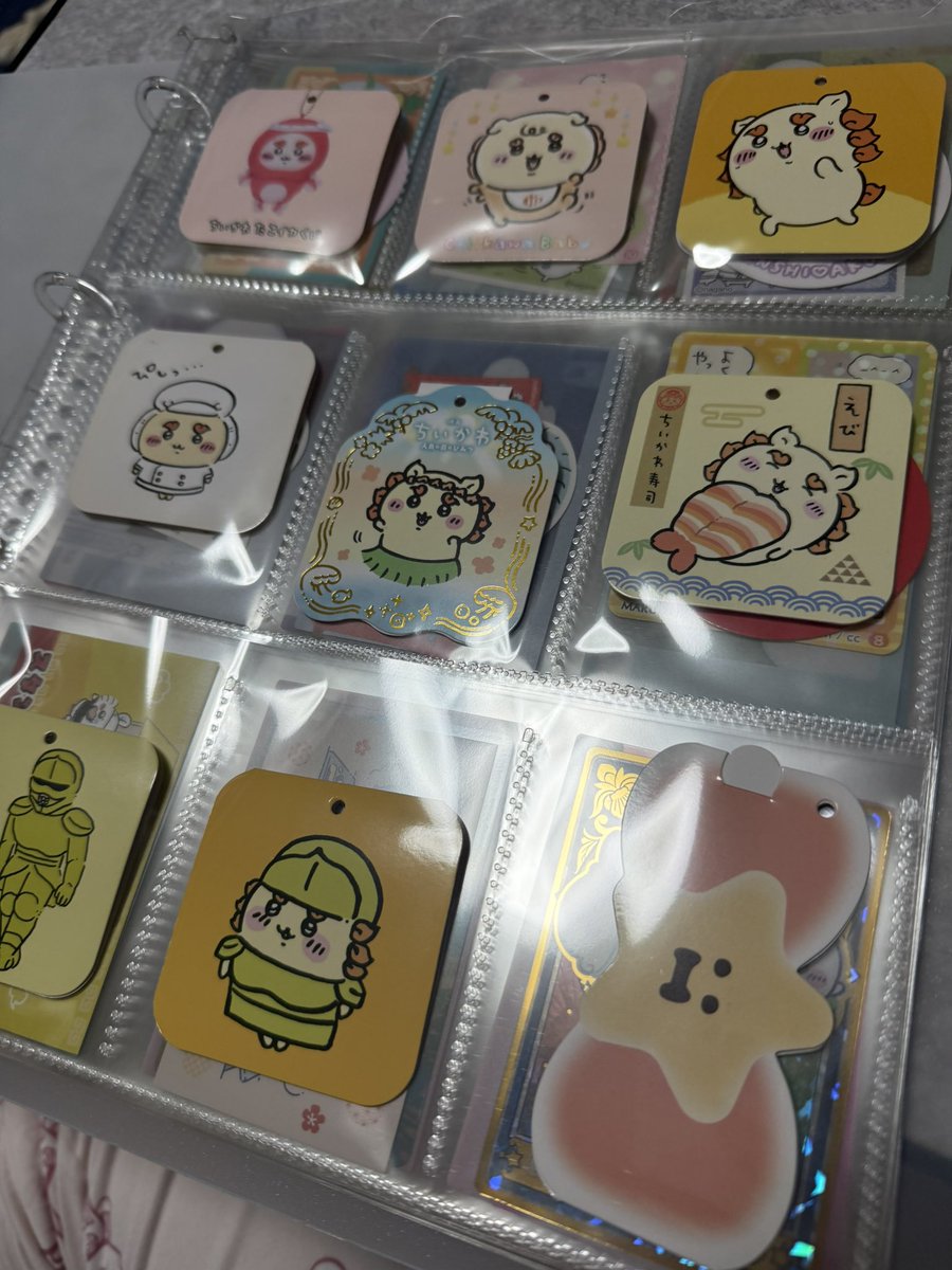 tnm417y's tweet photo. 溜まったタグとかステッカーとかカードとか！

無印良品のファイル大きめサイズで
タグ入れるの良き( ᴗ ̫ ᴗ )🧡 https://t.co/3BEJbbulnk
