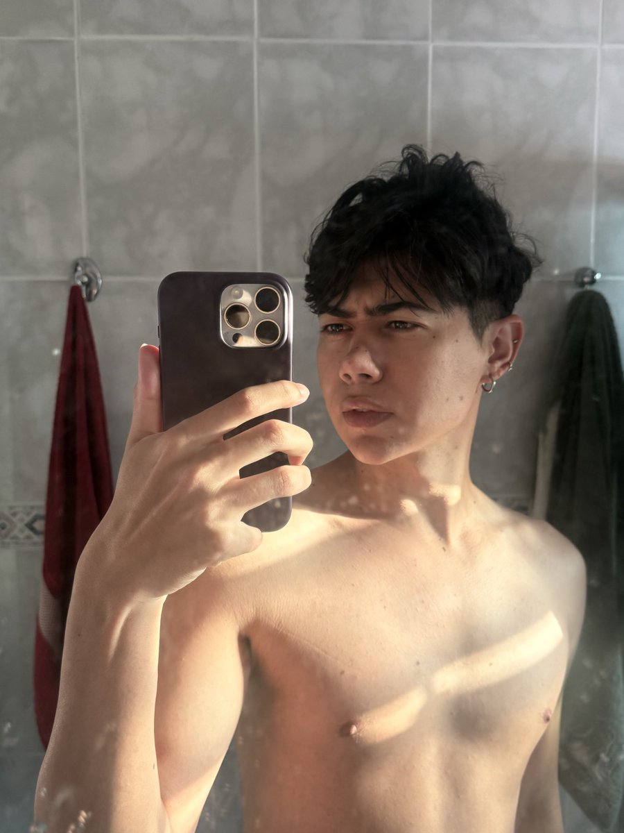 Kaimk20's tweet photo. @kjkkkkkkkkl https://t.co/QHoETxQlXc