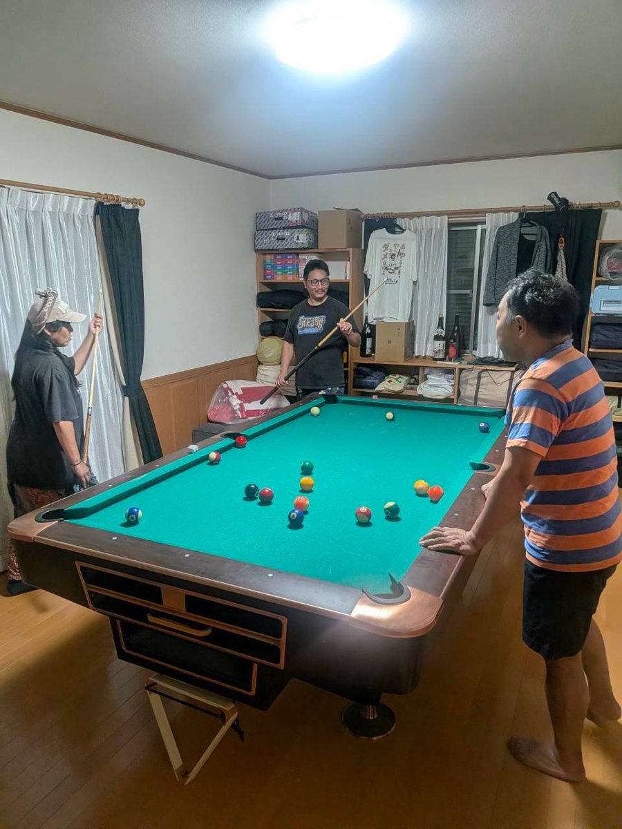 slivers_alan's tweet photo. 友達の自宅で、昔のSAM(CLUB)仲間達とBBQ同窓会でした🍻
メチャクチャ楽しかったです😊 https://t.co/WRB9aSWjpB