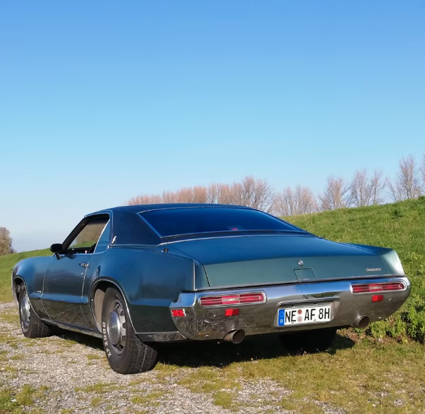 KlaidViggins's tweet photo. Oldsmobile Toronado GT https://t.co/7wI0ueG5sa