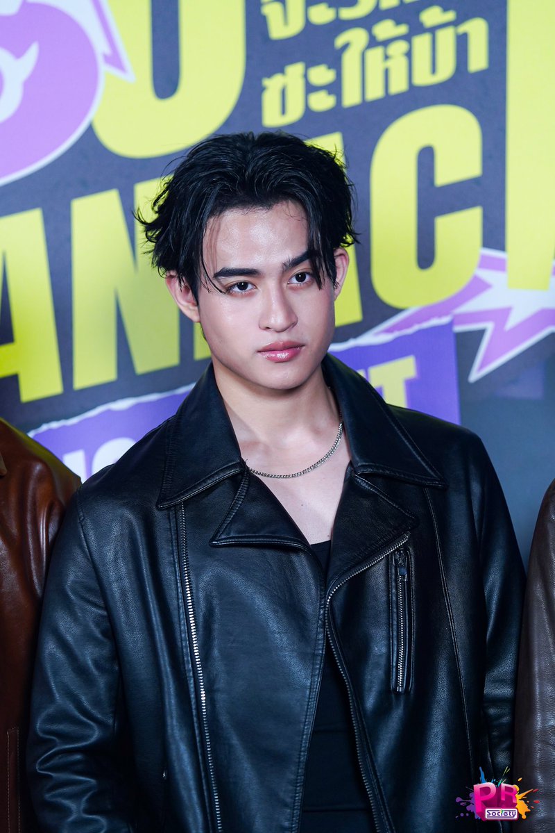 PRSocietyNews's tweet photo. เท็น ก็มาแล้วคับ~

MANIAC OPENING NITE
#YouManiacSeriesEP1 
#barcodekin 
#barcodetin https://t.co/T6s1cPY9qm