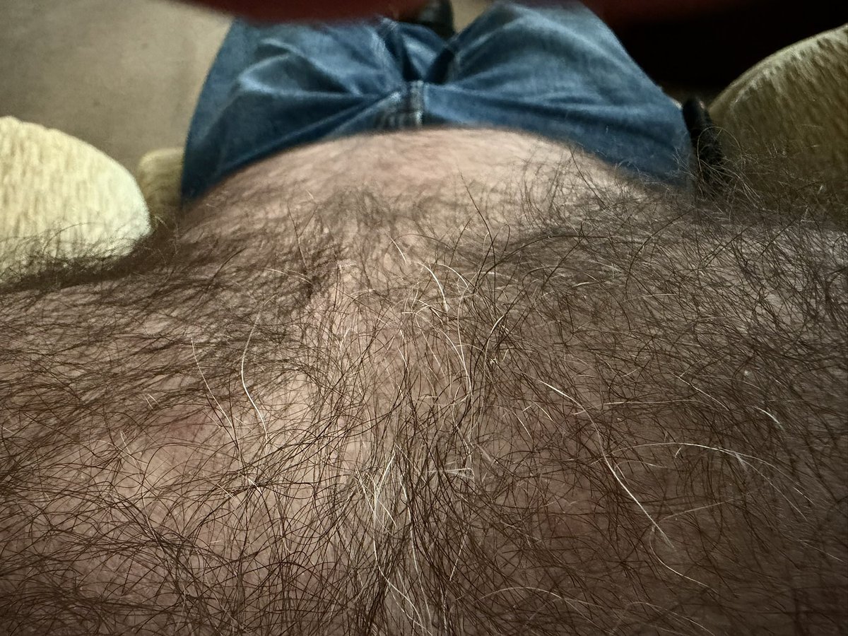 chest_guy tweet picture