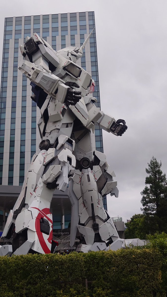 hs_mikaduki's tweet photo. ついでにユニコーンも見てきた

νは福岡でやってるし、フリーダムは上海なので…次はターンエーでおなしゃす！ https://t.co/cuet1fqF6m