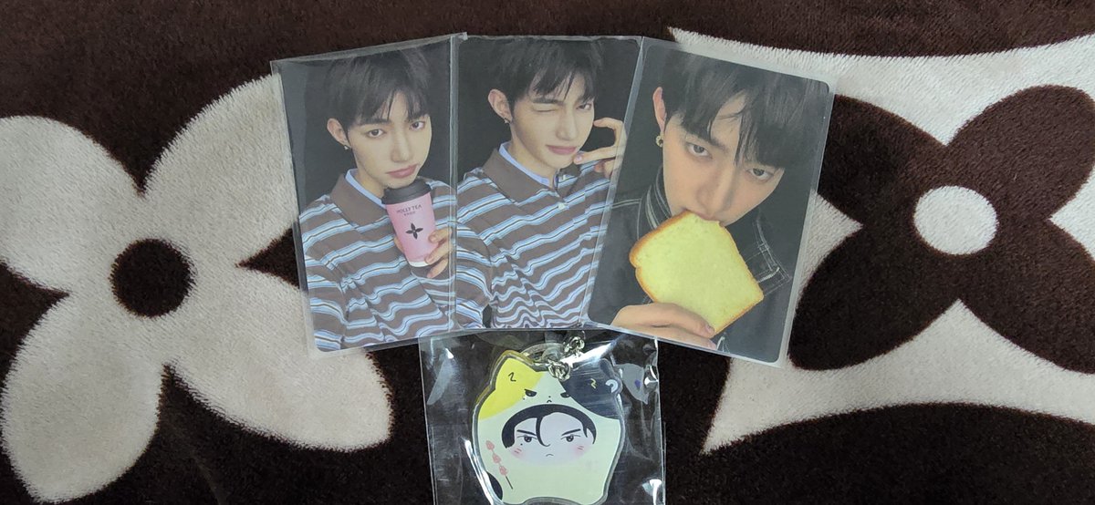 noyna008's tweet photo. น้องปังชา  🥰🍞🧋ถึงแล้วนะคะ น่ารักมาก  มีของแถมด้วย 😻
#rvmin3ch0 https://t.co/Xi232WqkCj