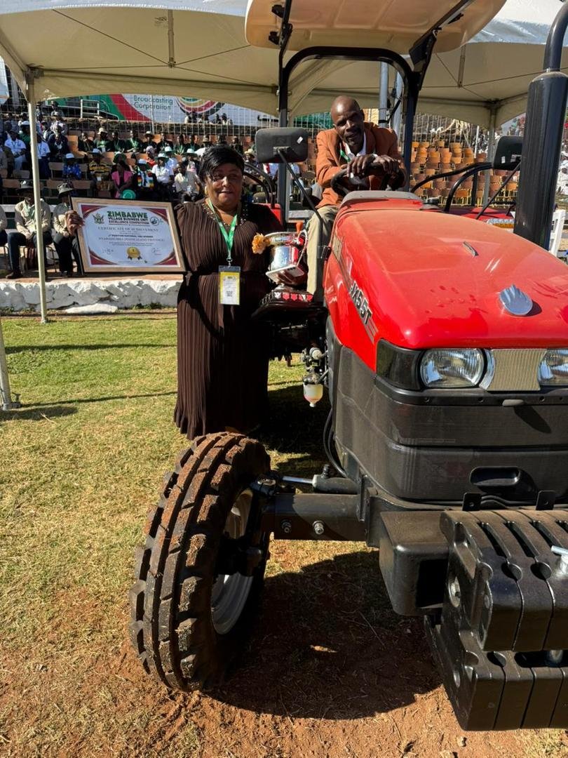 zfu_official's tweet photo. This well-deserved recognition is a testament to the hard work, innovation, and determination of farmers across Zimbabwe, who continue to bring agribusiness to the heart of communal areas and transform agriculture into thriving rural enterprises.

Congratulations Nyamahumba🎊 https://t.co/8kLMNOrNf5