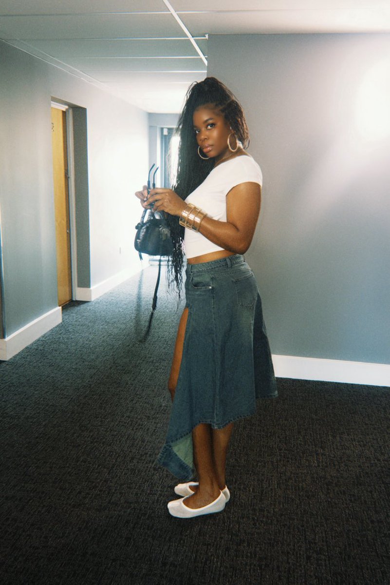 _Oluwanishola_'s tweet photo. 😜 https://t.co/YtCtQMvnM3