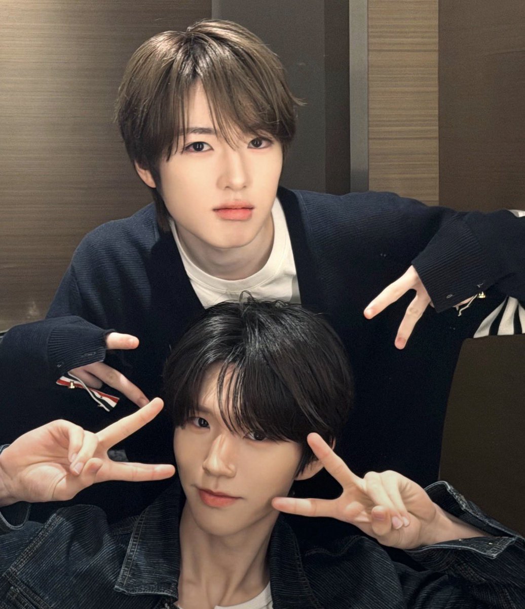 ppangryon's tweet photo. let’s all love jaeppangz 😭💓🐹🐶 https://t.co/MPLZpEAdU0
