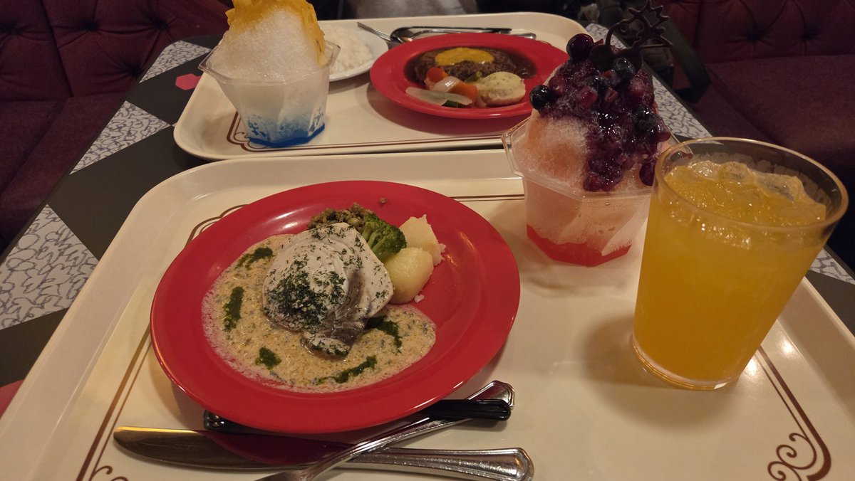 gin3080's tweet photo. 午後ディズニー https://t.co/hc4iy3FA8d