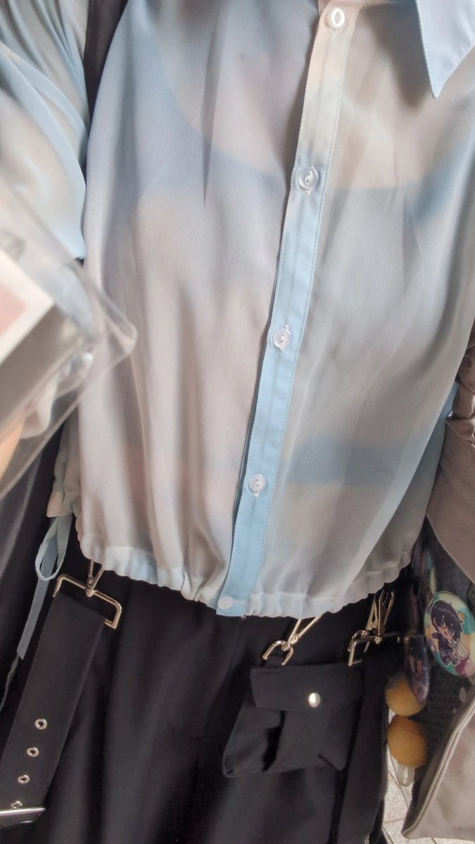 33Miisan's tweet photo. @Nuts_handmade こちら会場到着いたしました！
この服を着て会場入口階段下の電話ボックスの近くにおります！ https://t.co/Uo0yOltGwf
