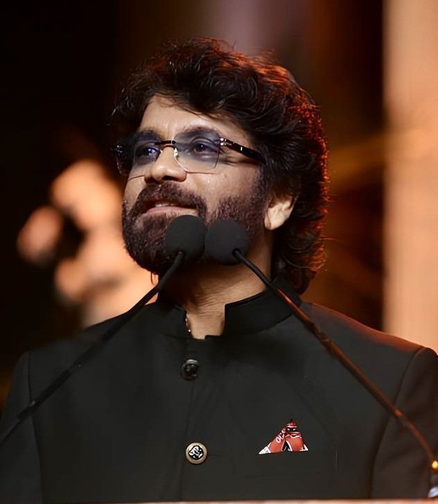 dirbobby's tweet photo. Wishing the ever-charming King @iamnagarjuna garu a very Happy Birthday! 👑❤️

May you continue to shine and inspire generations. Wishing you happiness, success and good health always!
#HBDKingNagarjuna https://t.co/6tKOyH81nu
